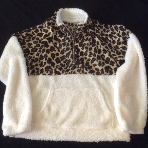 NWOT Soft Leopard Youth 1/2 Zip, Sz L(18-20) - Picture 8 of 8